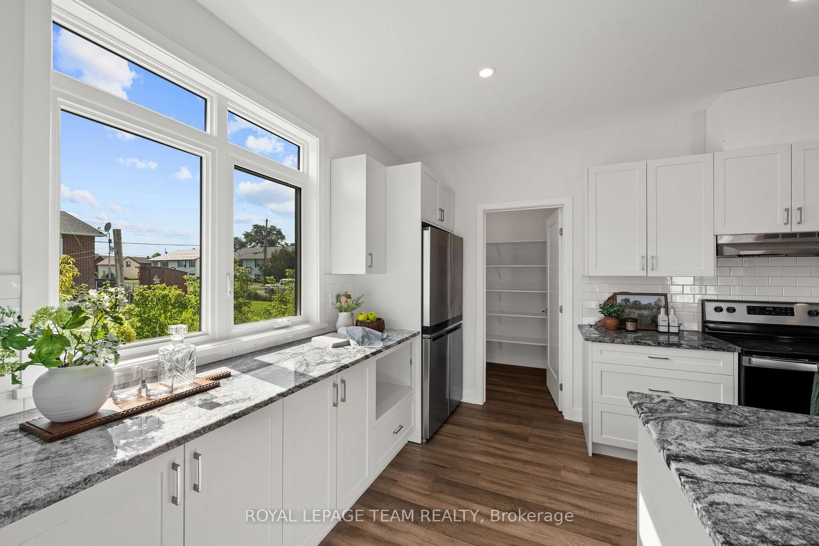 188 ADELAIDE Street • Almonte, ON photo 13