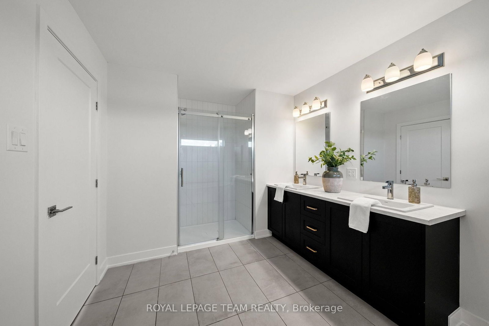 188 ADELAIDE Street • Almonte, ON photo 35