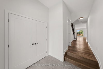 188 ADELAIDE Street • Almonte, ON photo 5