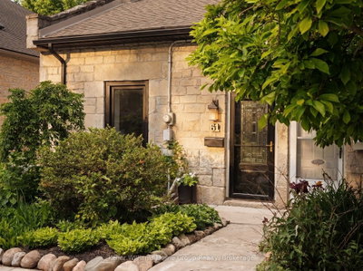 61 Essex Street • Guelph, ON photo 4