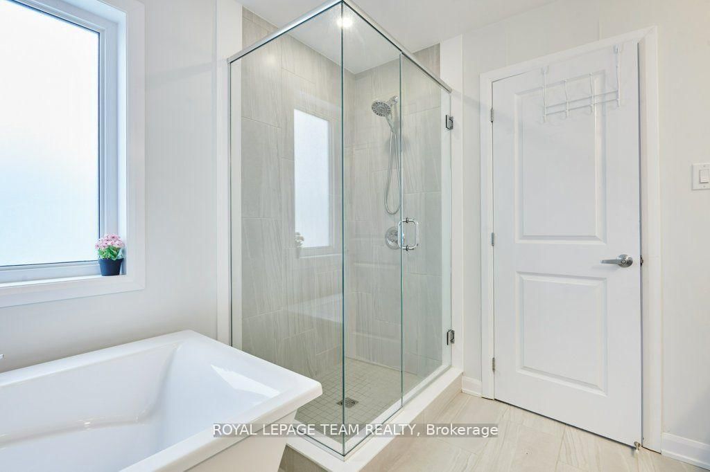 784 Cappamore Drive • Ottawa, ON photo 22