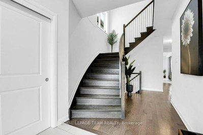 784 Cappamore Drive • Ottawa, ON photo 4