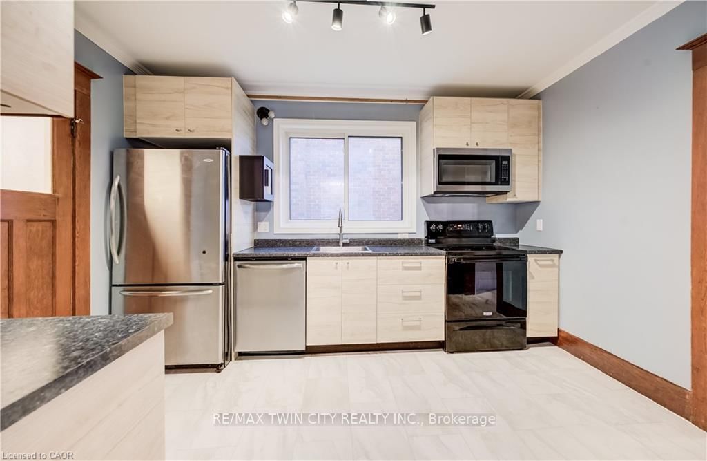 156 GLASGOW Street • Kitchener, ON photo 10