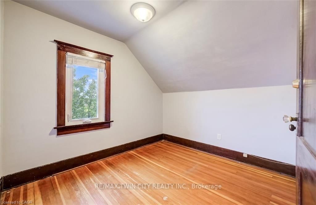 156 GLASGOW Street • Kitchener, ON photo 18