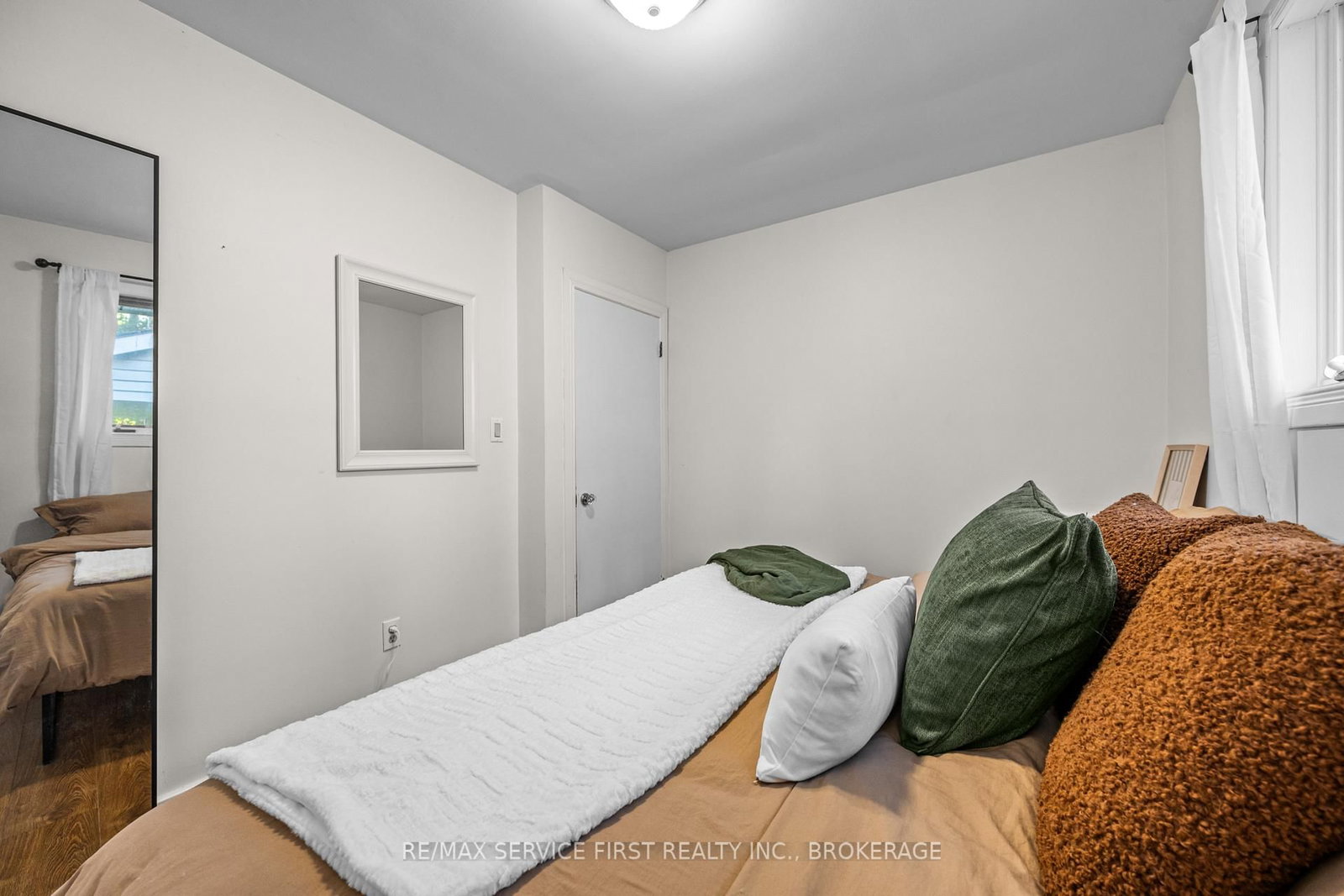 447 McEwen Drive • Kingston, ON photo 25