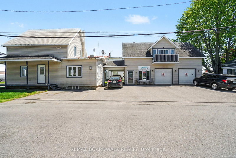 683 Principale St photo 3