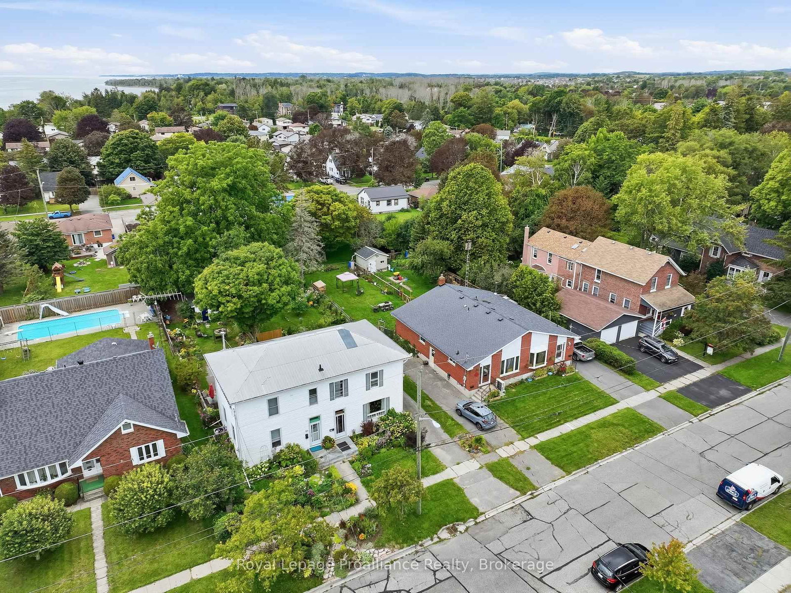177 Stuart Street • Cobourg, ON photo 5