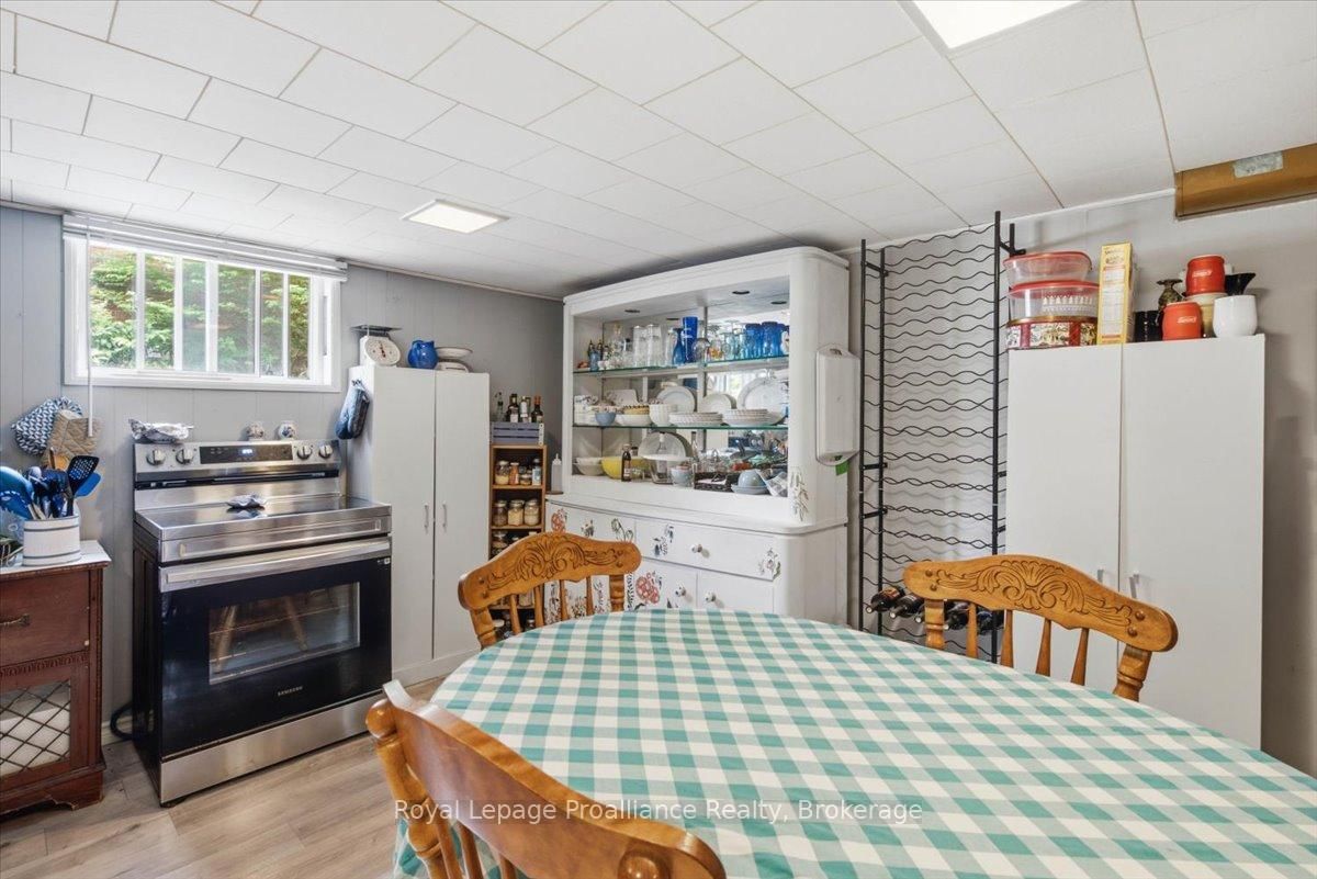 337 Bridge Street E • Belleville, ON photo 30
