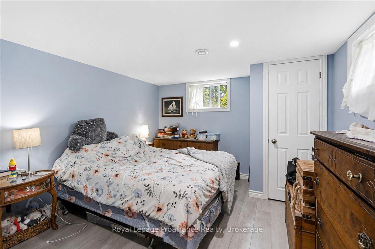 337 Bridge Street E • Belleville, ON photo 33