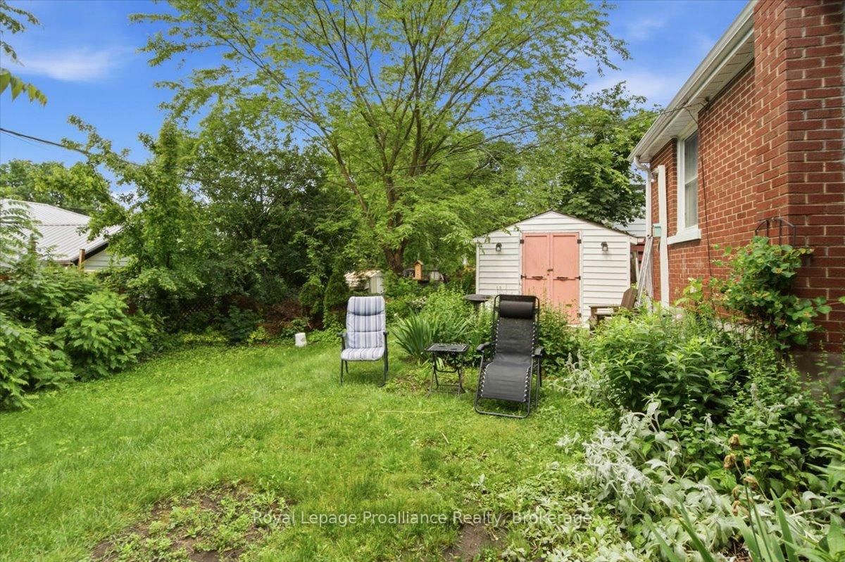 337 Bridge Street E • Belleville, ON photo 42