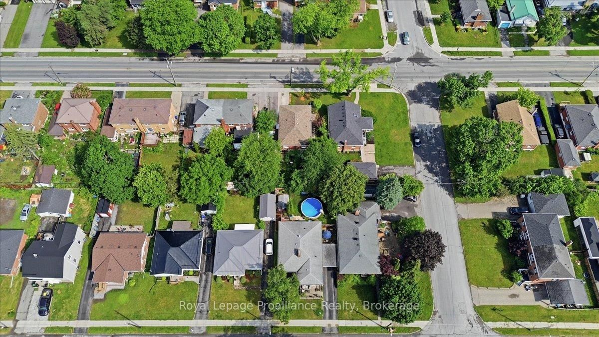 337 Bridge Street E • Belleville, ON photo 47
