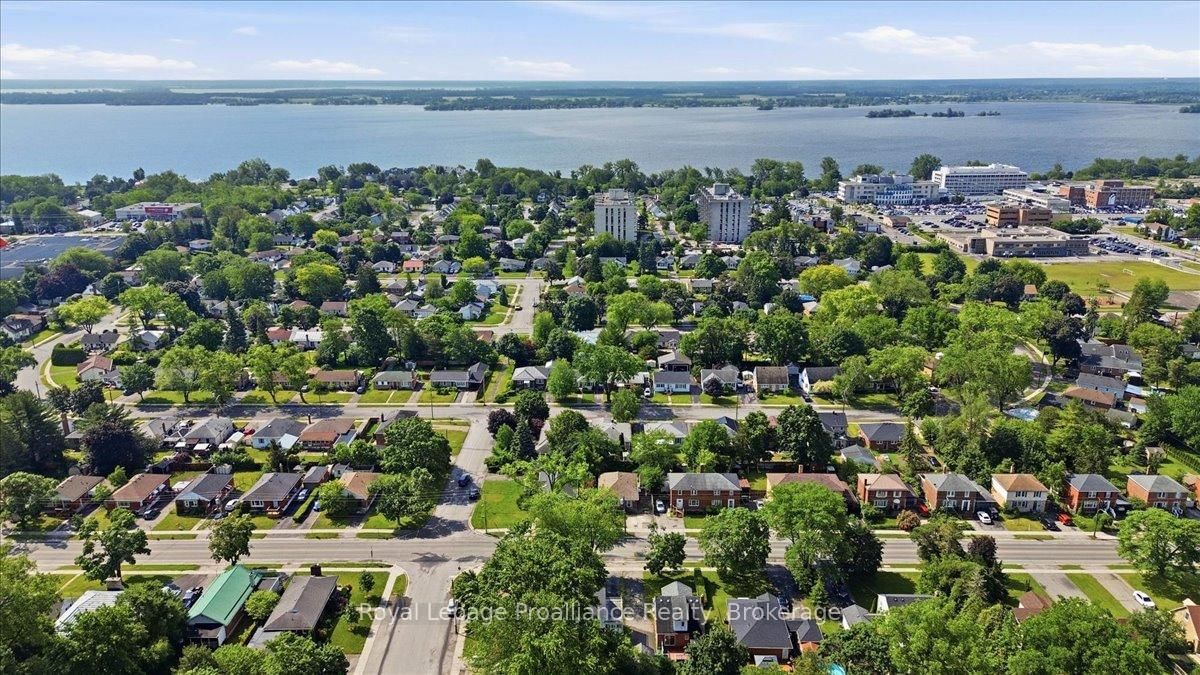 337 Bridge Street E • Belleville, ON photo 49