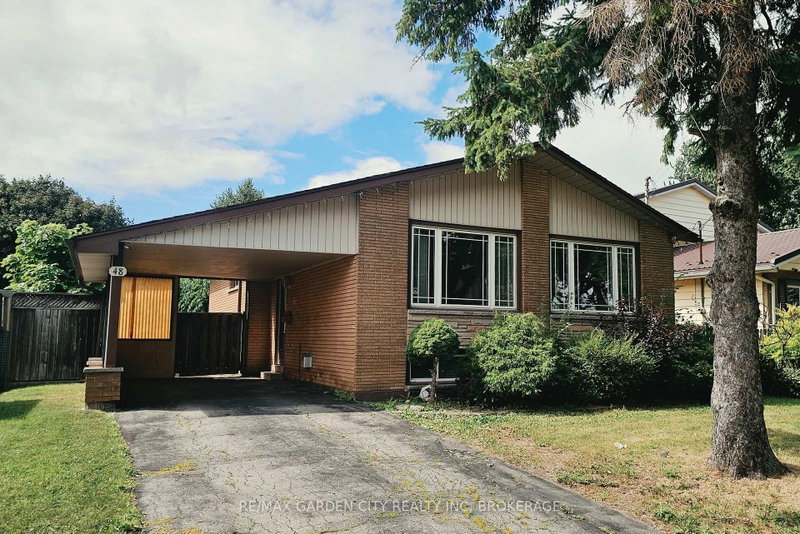 48 MANNING Avenue