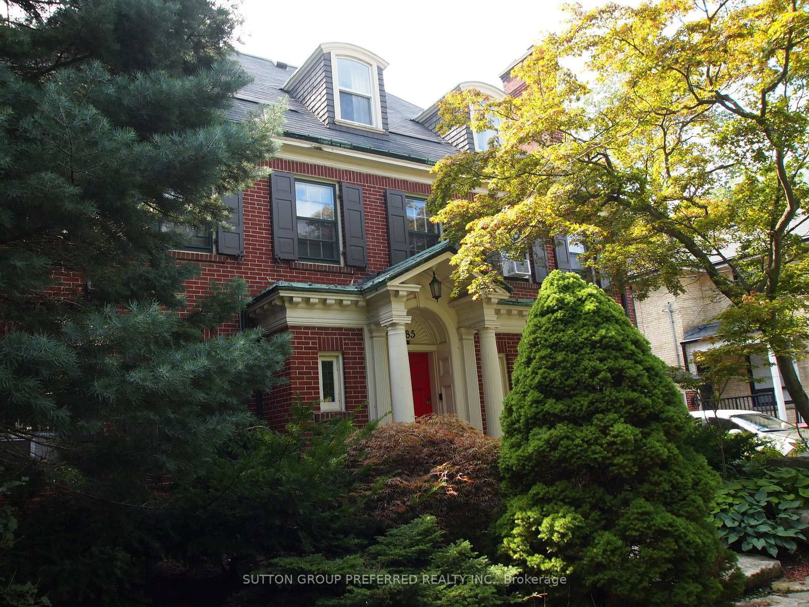 1185 Richmond Street, London East