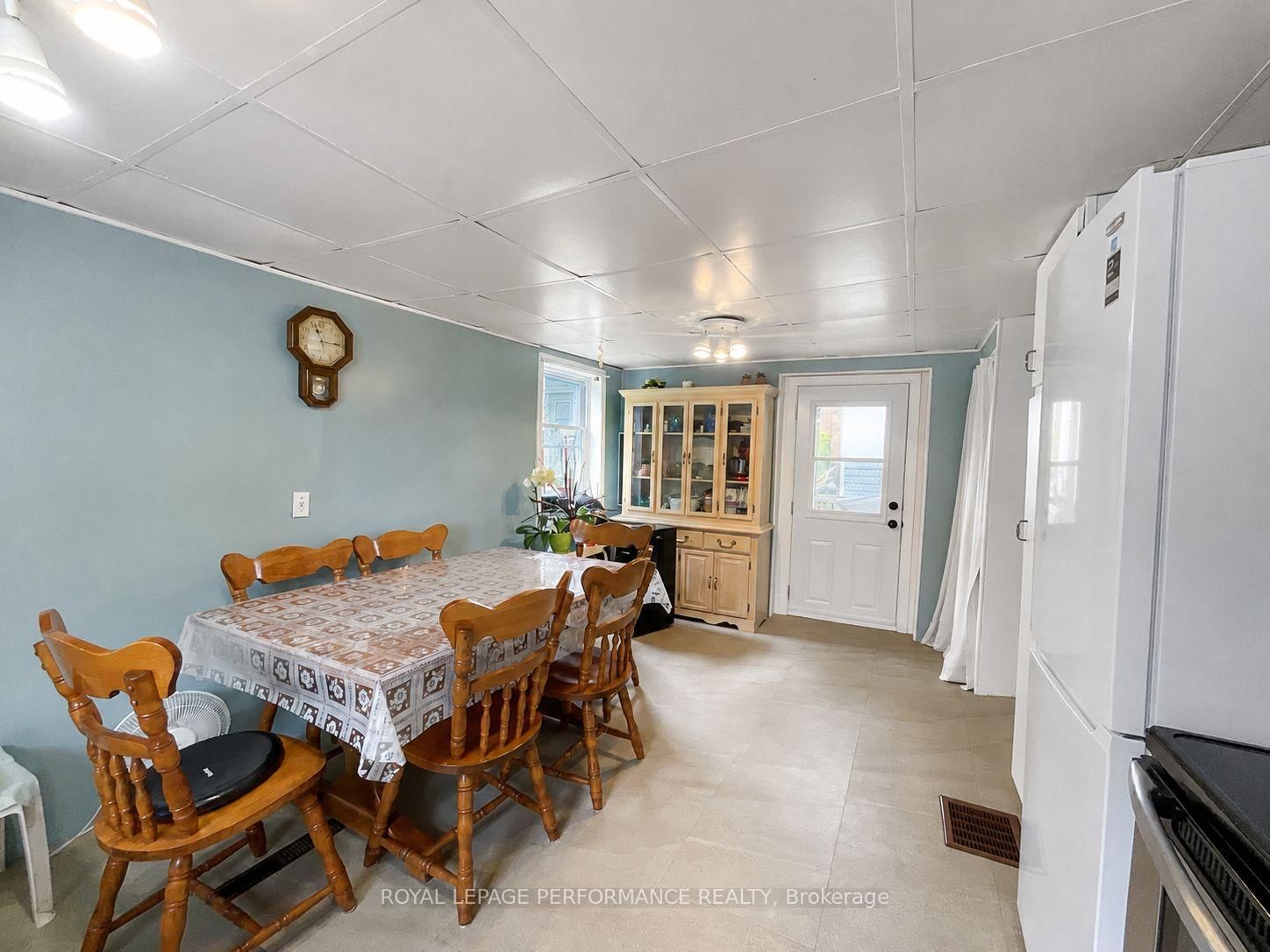 232 Regent Street • Hawkesbury, ON photo 5