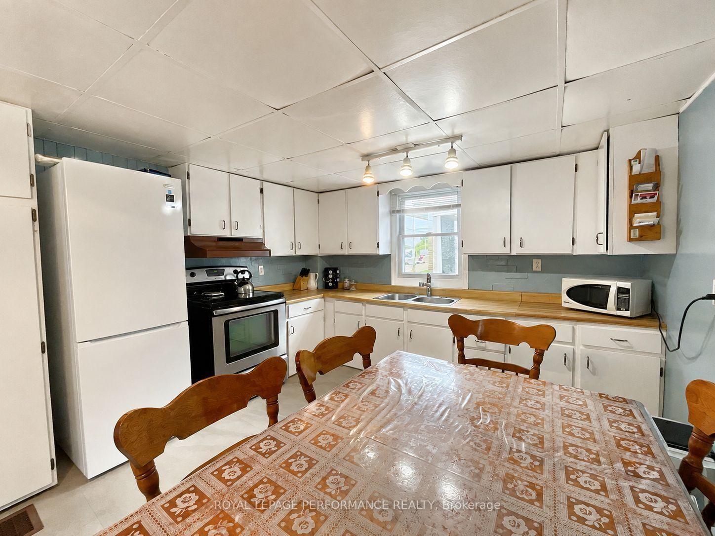 232 Regent Street • Hawkesbury, ON photo 8