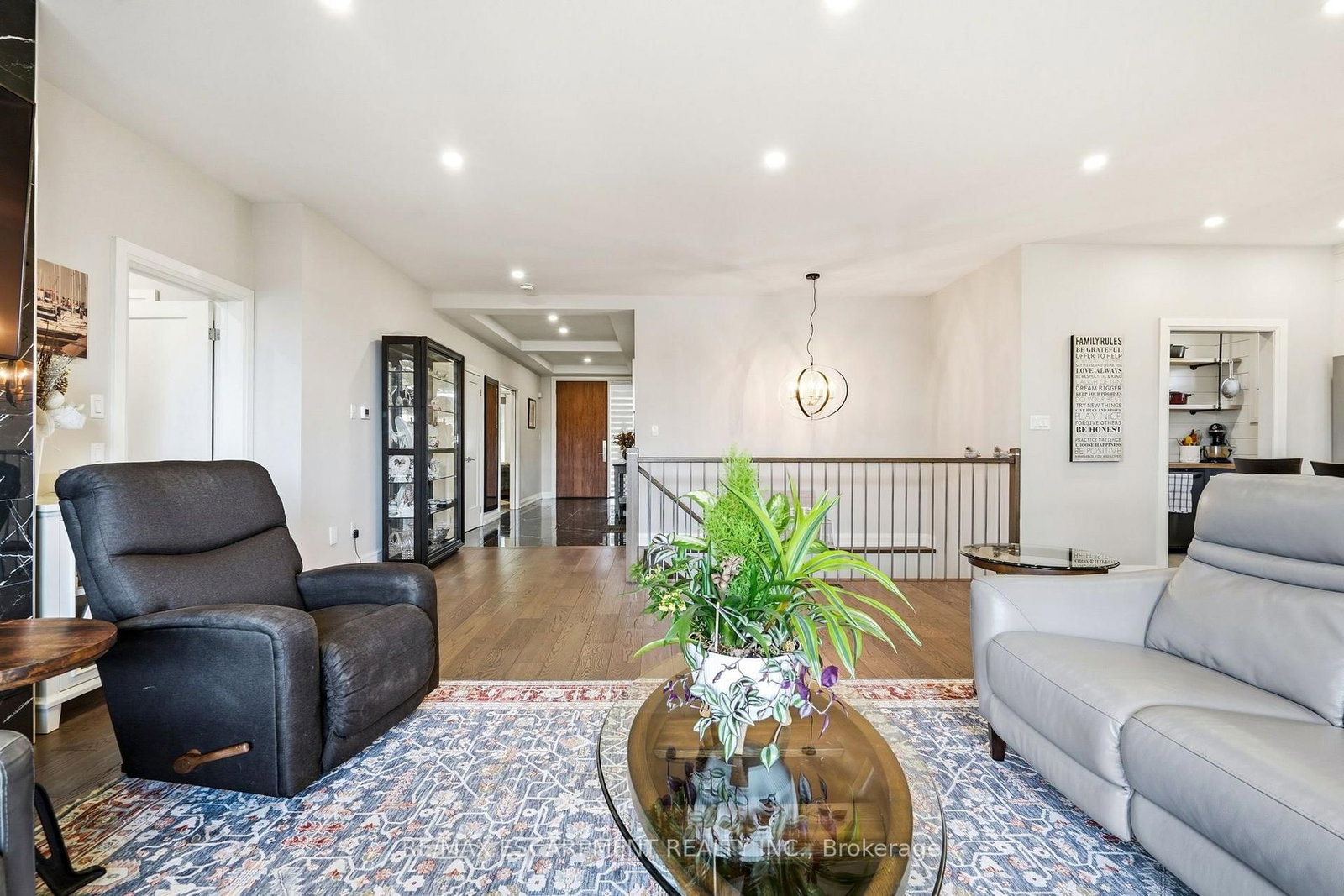 42 Carlton Avenue • Welland, ON photo 10