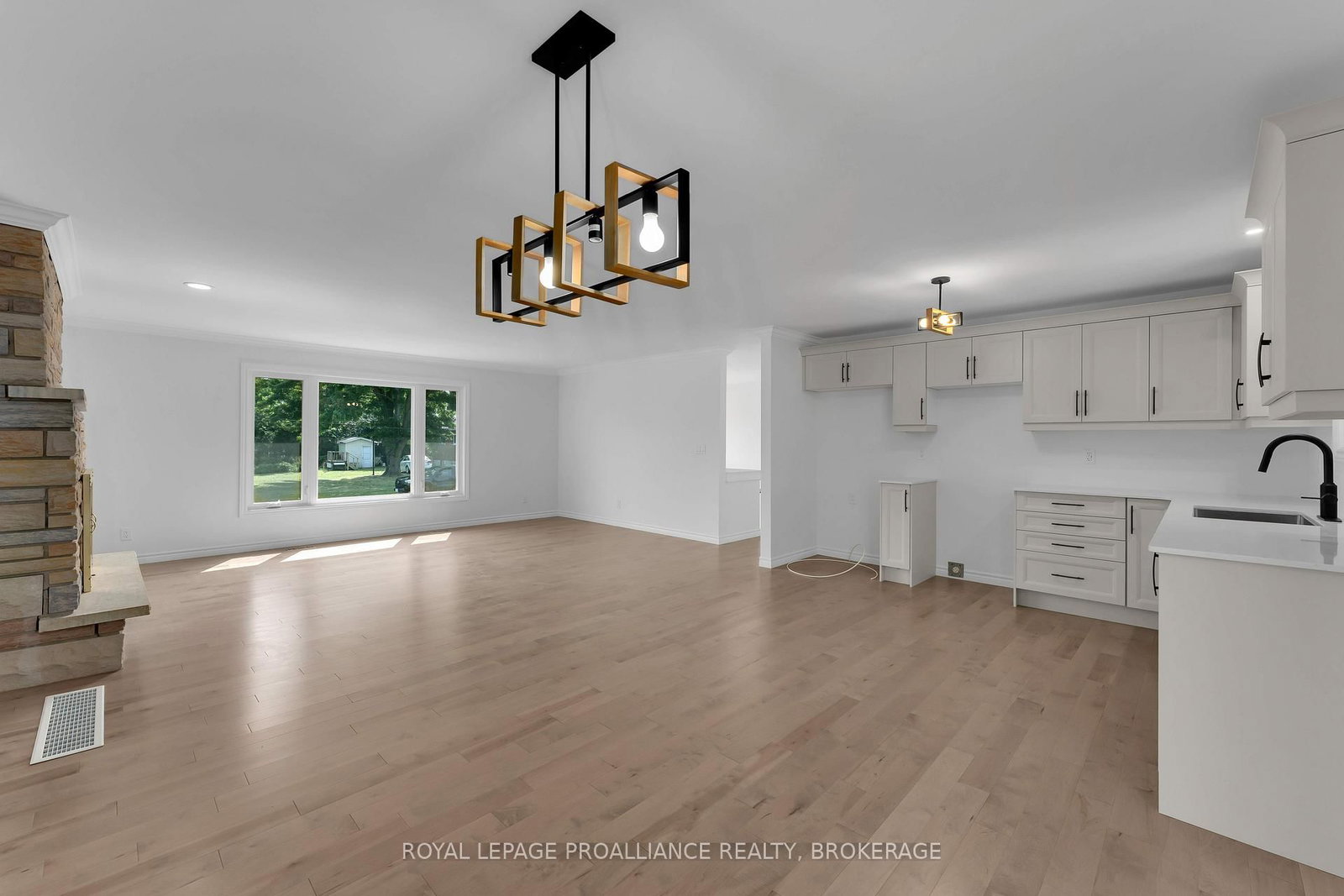 14 Baker Street • Kingston, ON photo 10