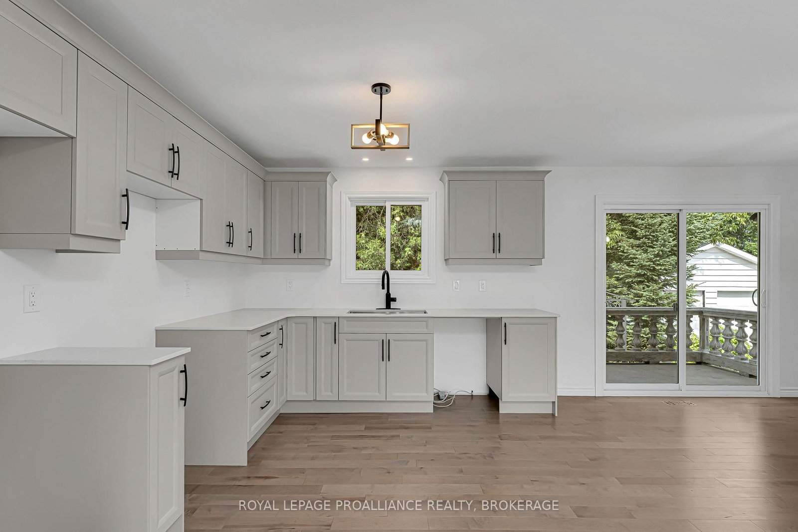 14 Baker Street • Kingston, ON photo 13