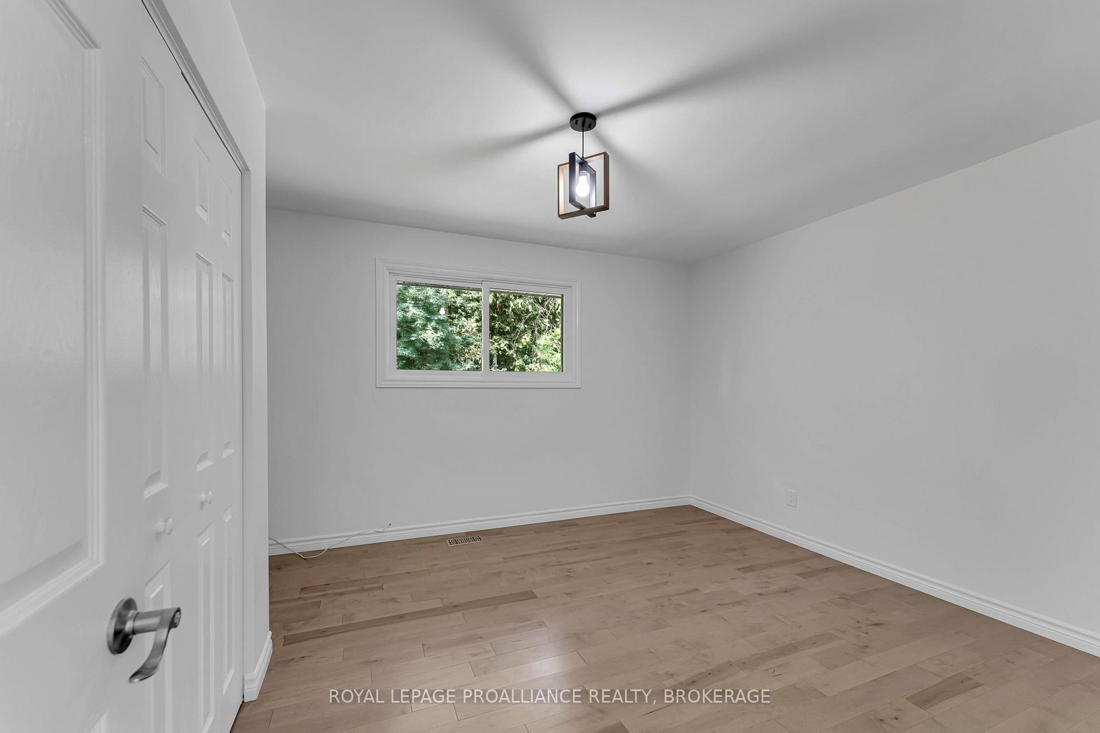 14 Baker Street • Kingston, ON photo 17