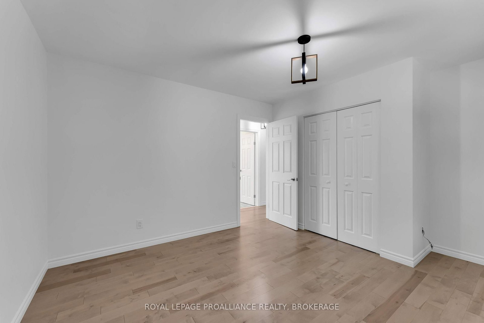 14 Baker Street • Kingston, ON photo 18