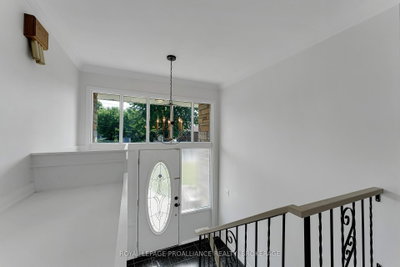 14 Baker Street • Kingston, ON photo 4
