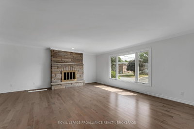 14 Baker Street • Kingston, ON photo 6