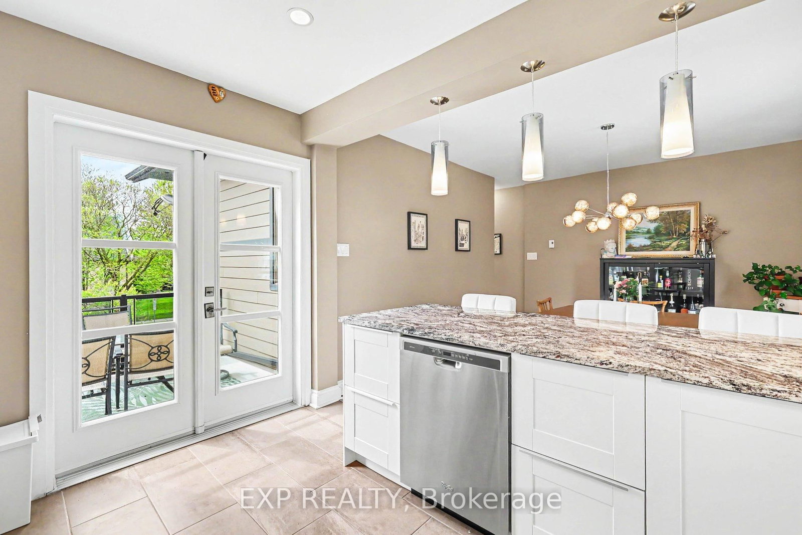 559 Parkdale Avenue • Ottawa, ON photo 21