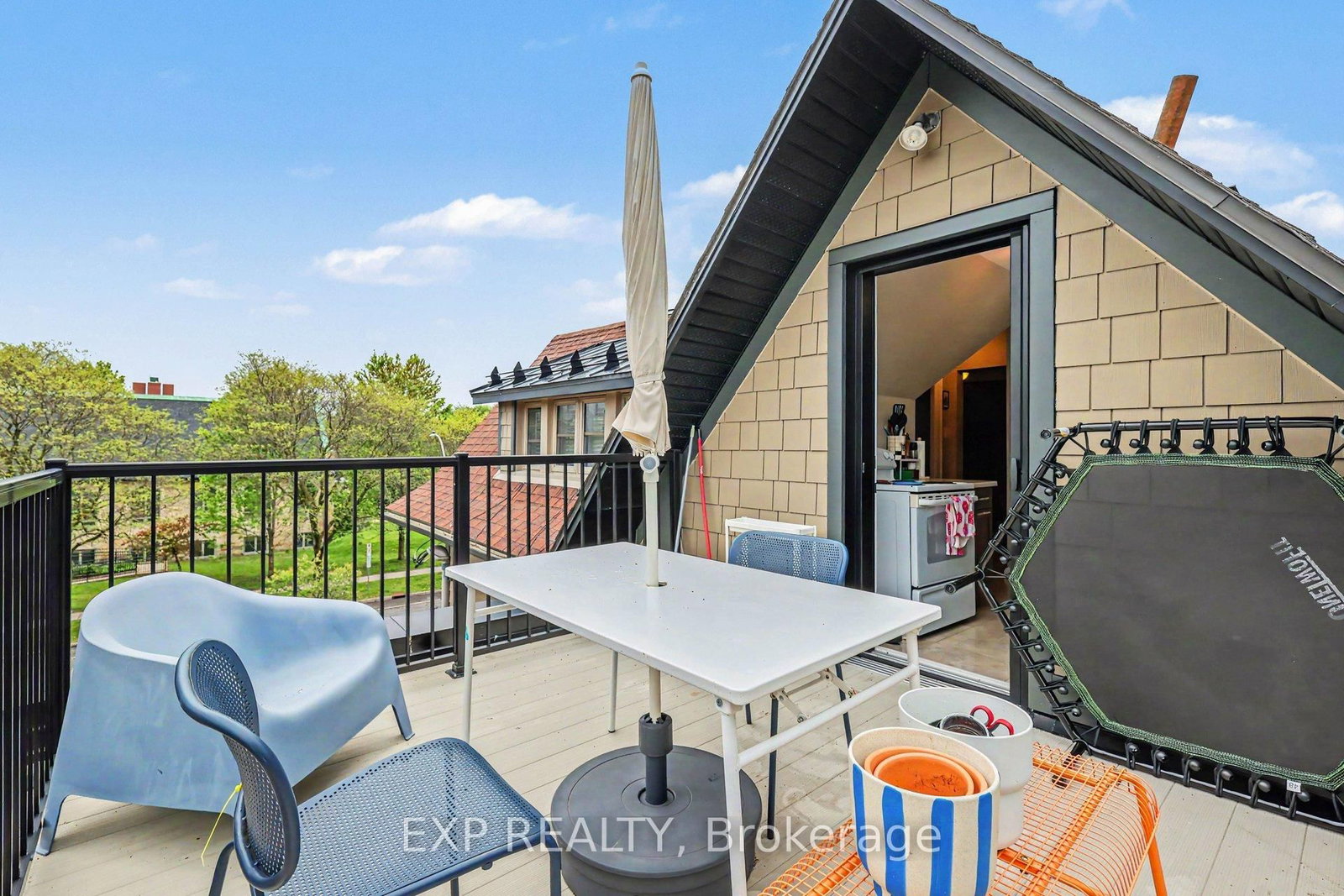 559 Parkdale Avenue • Ottawa, ON photo 31