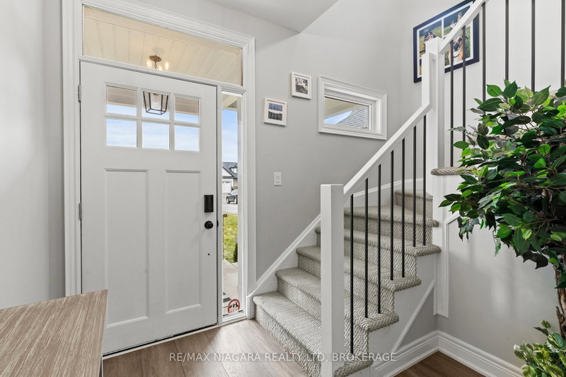 3549 Canfield Crescent