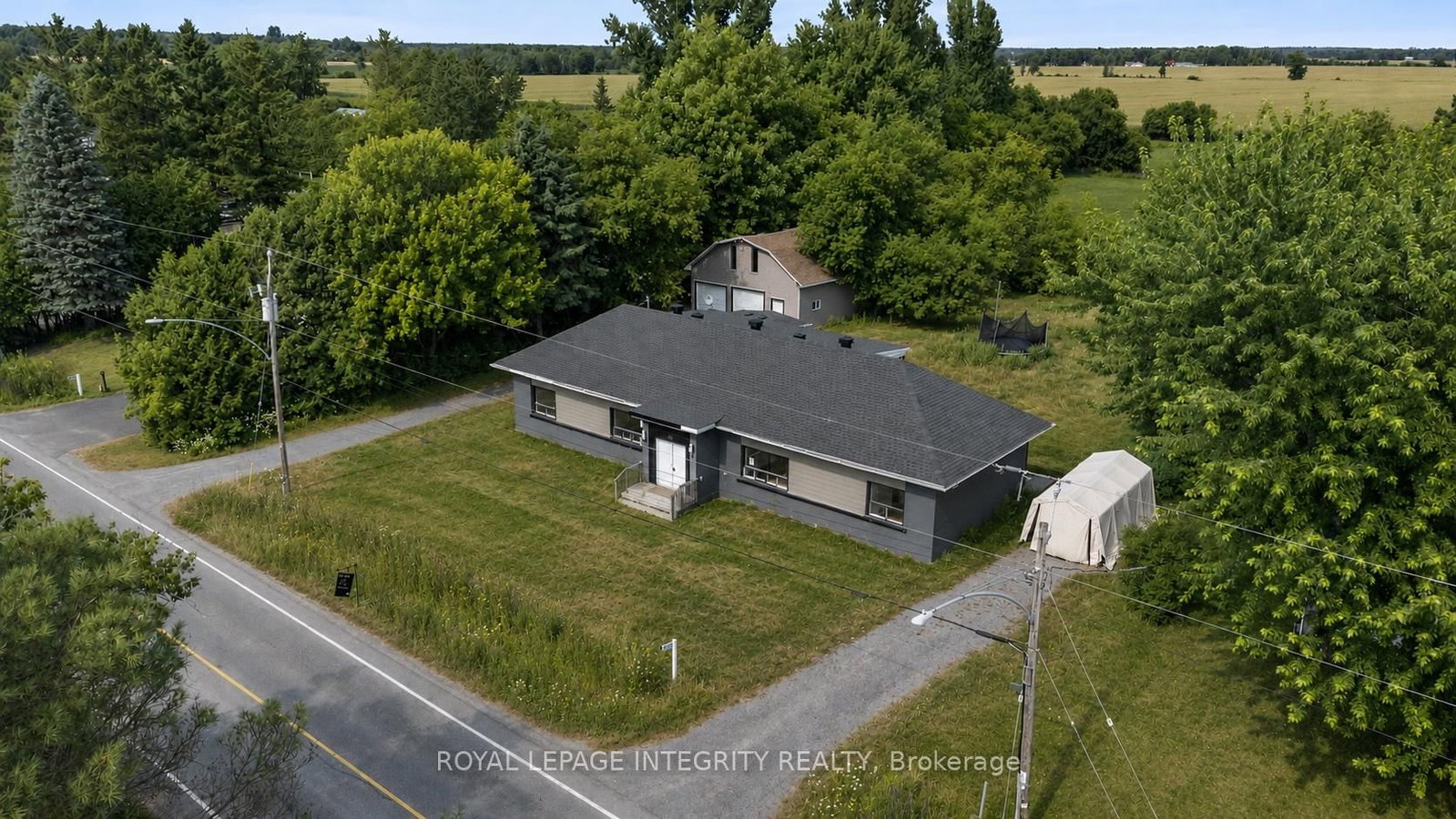 3823 Drouin Road • Clarence-Rockland, ON photo 1