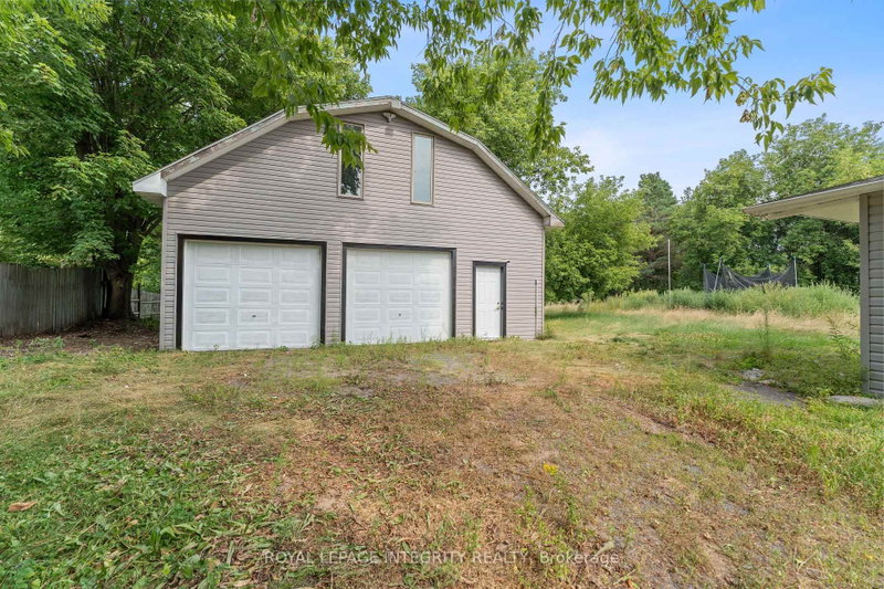 3823 Drouin Road