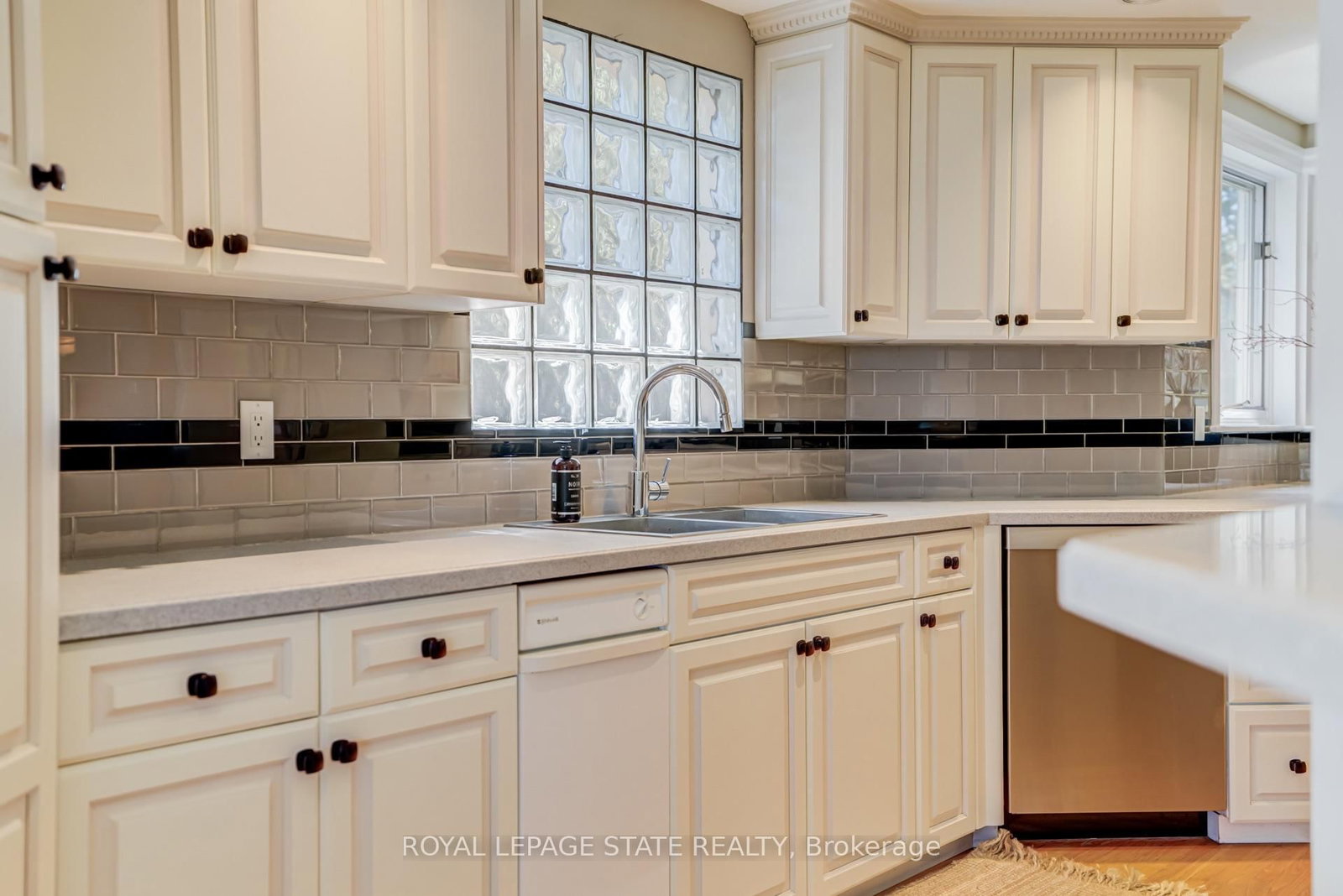 91 Mountain Park Avenue • Hamilton, ON photo 16