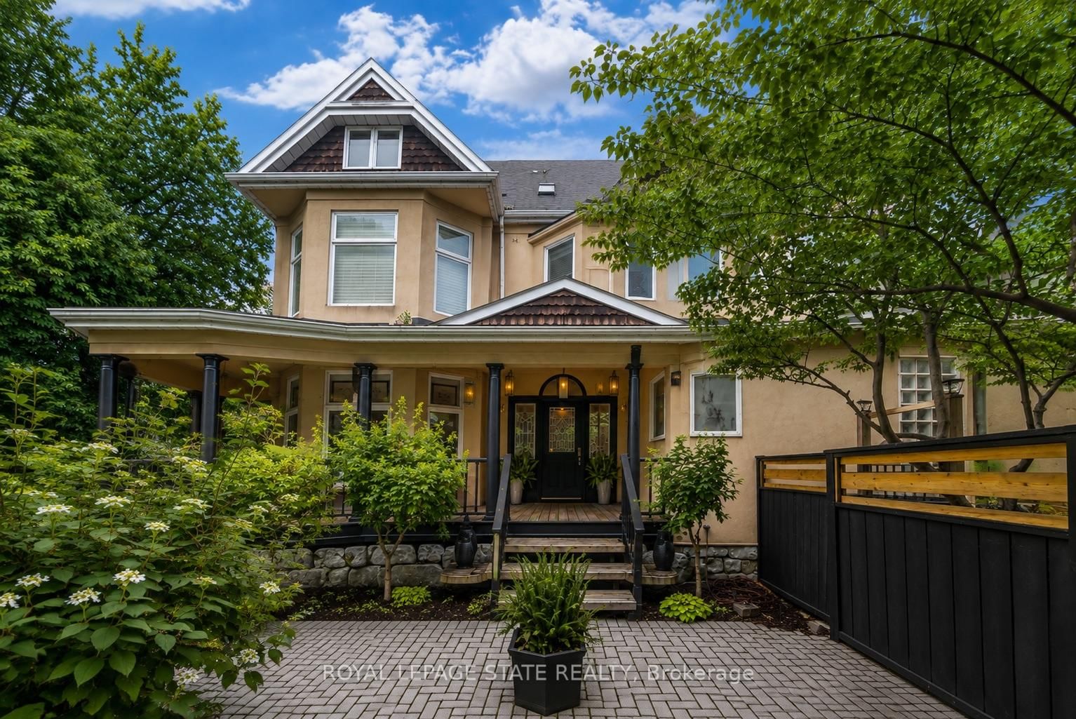 91 Mountain Park Avenue • Hamilton, ON photo 5