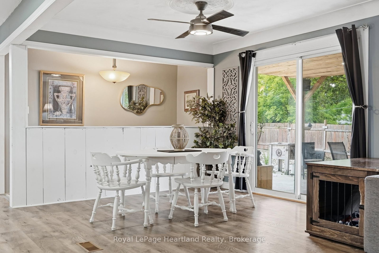 1041 Main Street • Howick, ON photo 11
