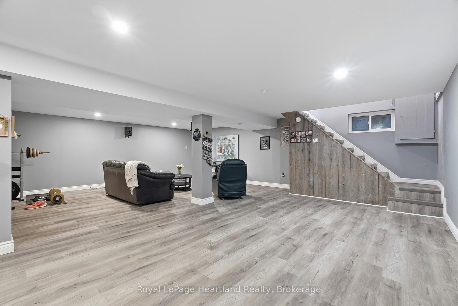 1041 Main Street • Howick, ON photo 24