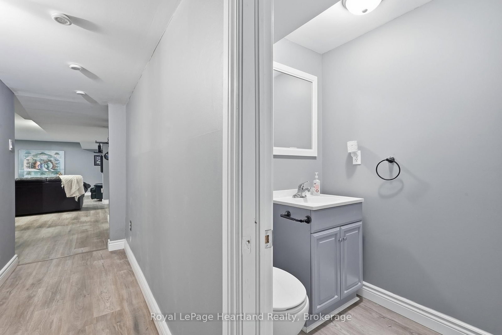 1041 Main Street • Howick, ON photo 28