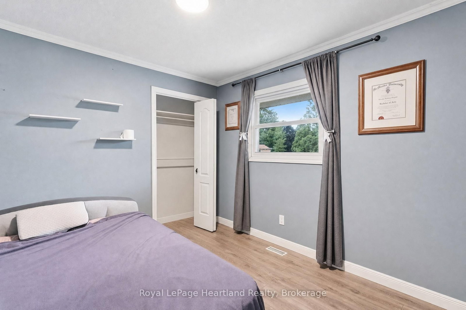 1041 Main Street • Howick, ON photo 6