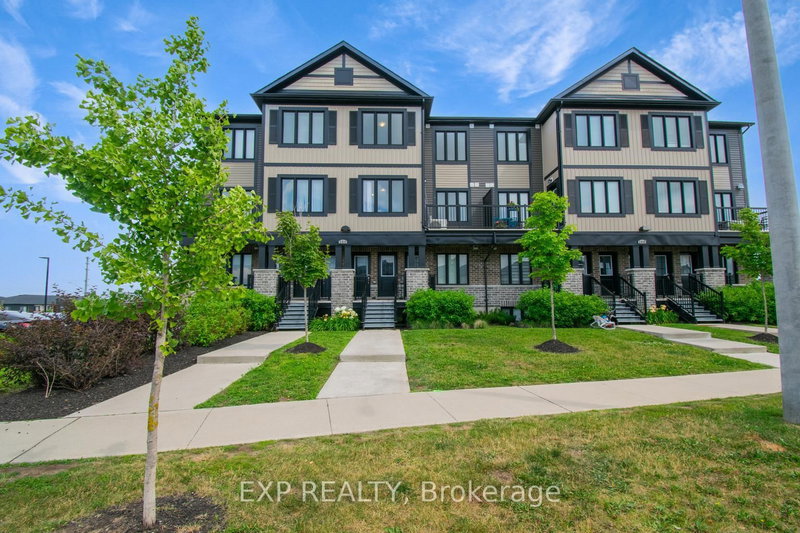 E - 150 ROCHEFORT Street