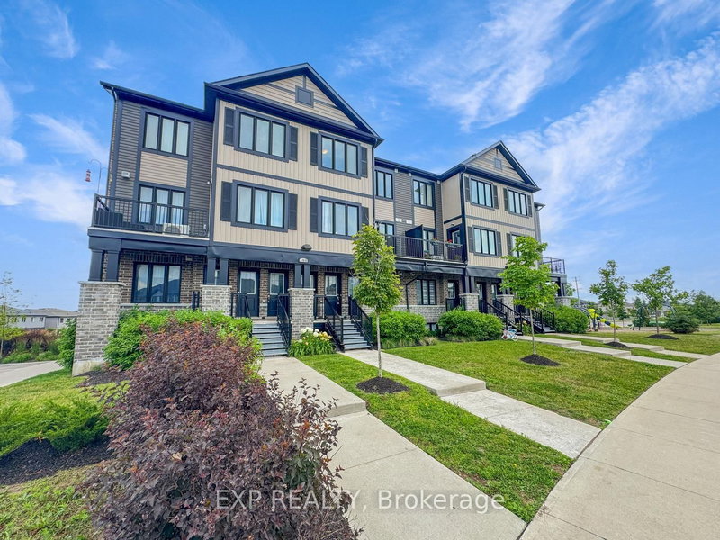 E - 150 ROCHEFORT Street