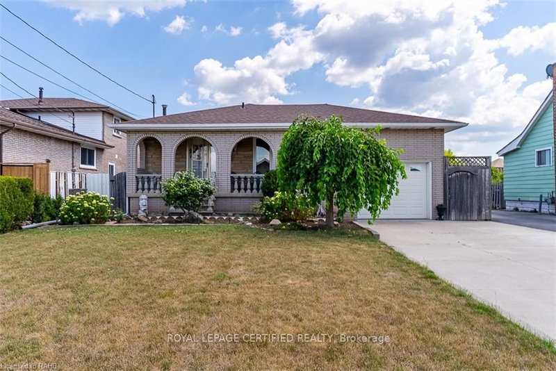 Lower - 216 Margaret Avenue