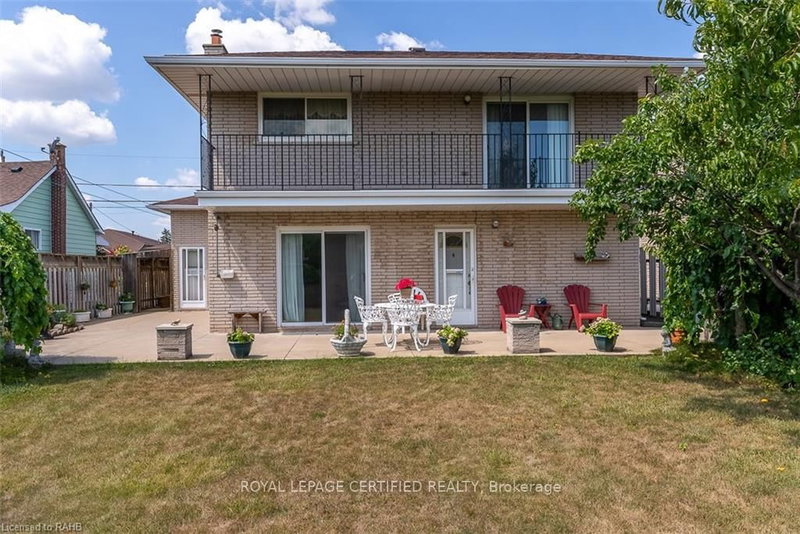 Lower - 216 Margaret Avenue