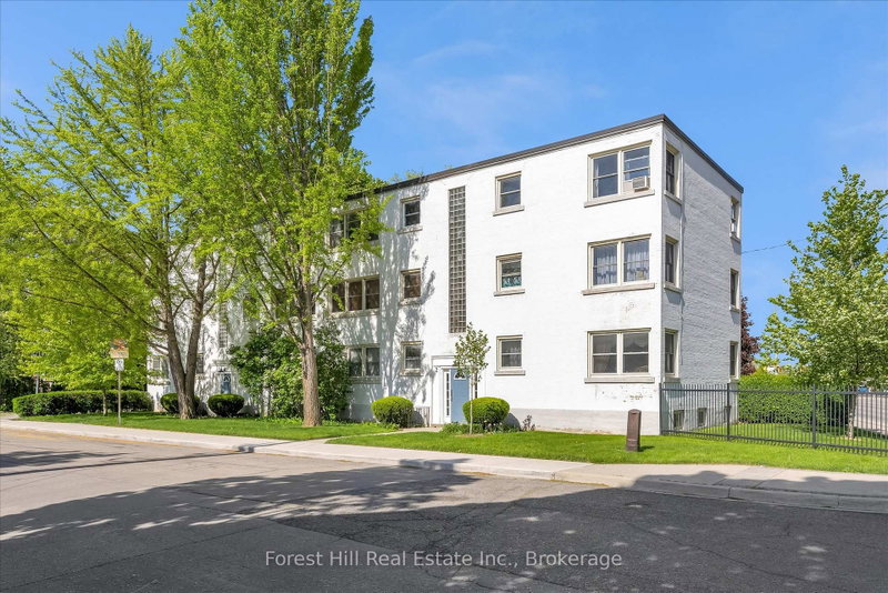5 - 2 Stroud Road