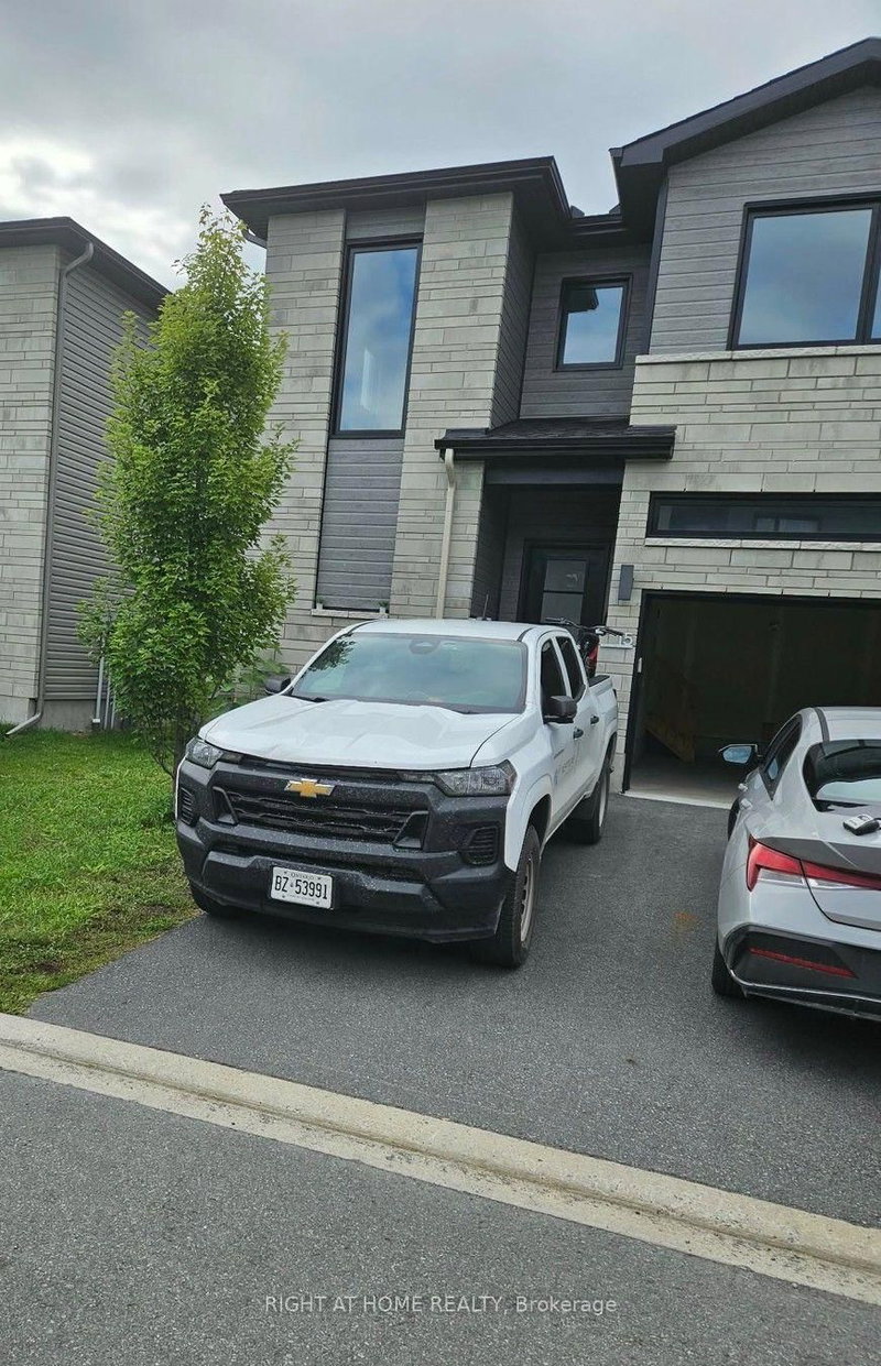 15 Livya Street