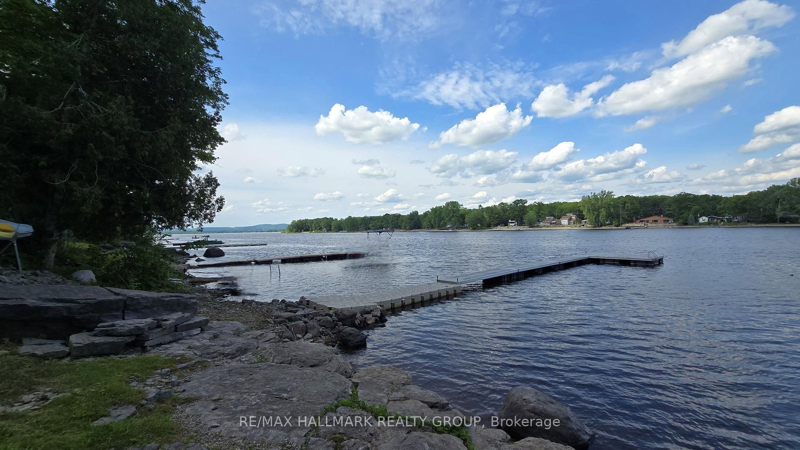 4614 Northwoods Drive • Ottawa, ON photo 4