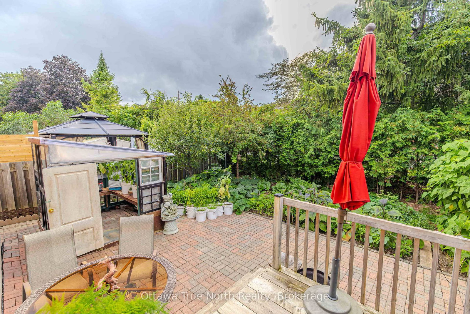 43 Evanshen Crescent • Ottawa, ON photo 36