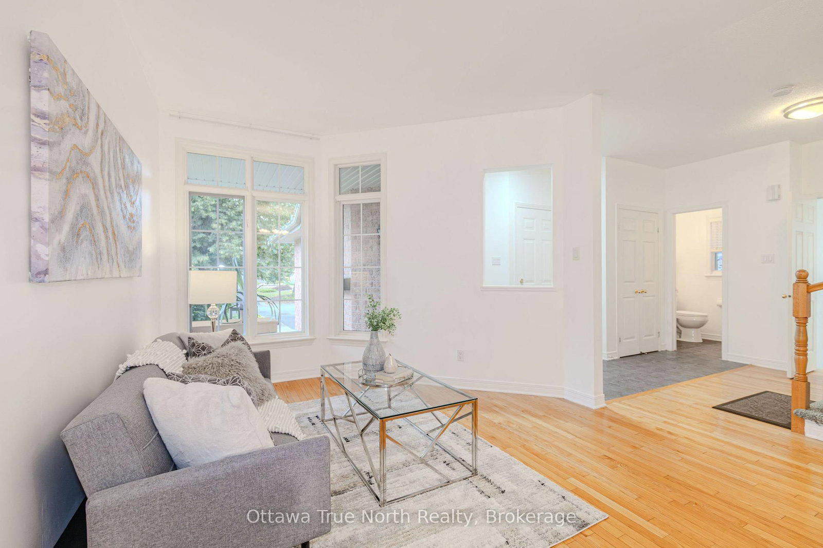 43 Evanshen Crescent • Ottawa, ON photo 5