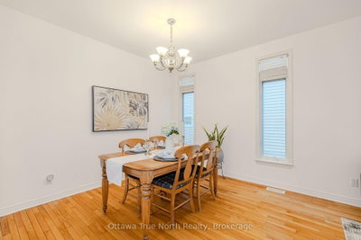 43 Evanshen Crescent • Ottawa, ON photo 7