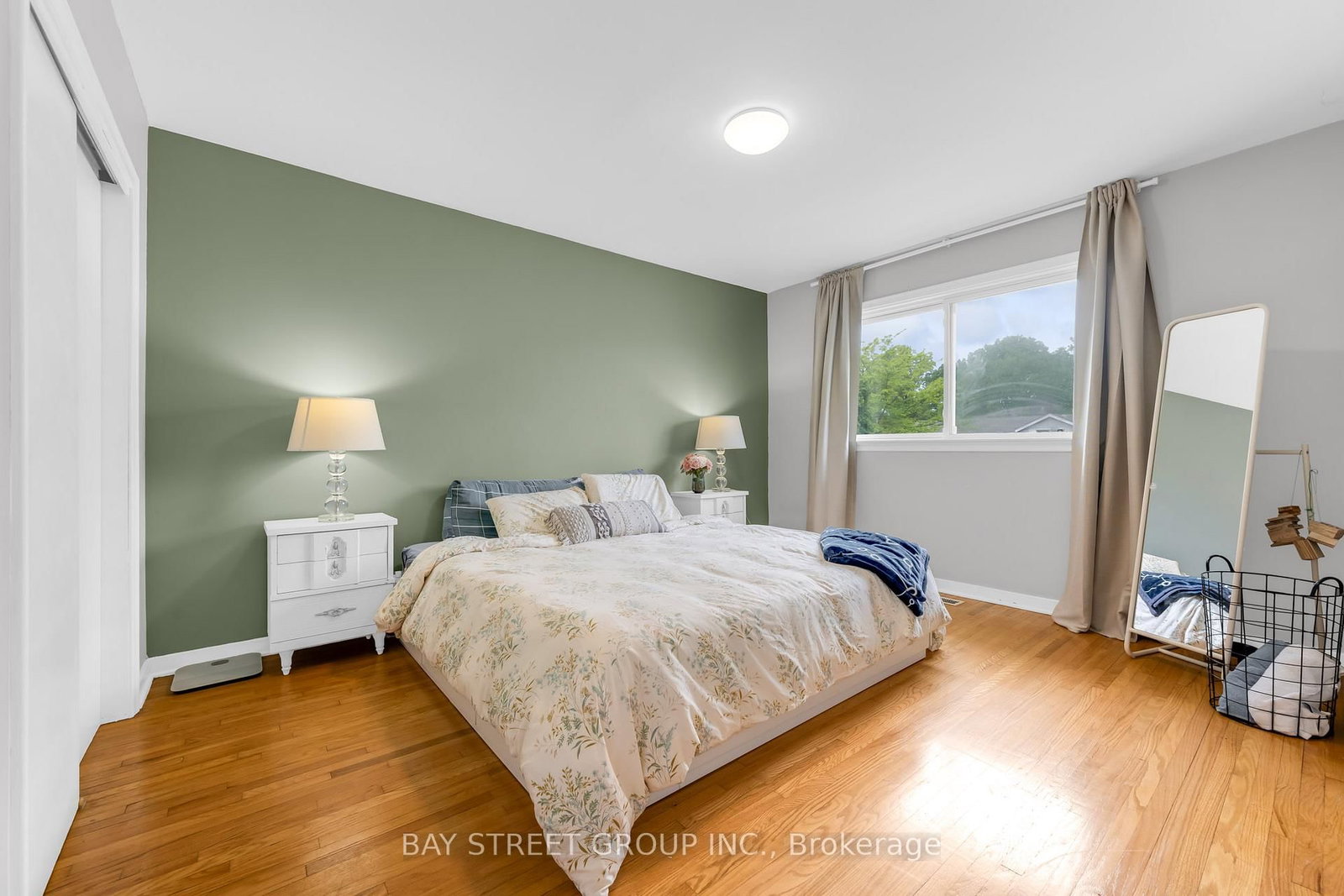 8 GLENBARR Road • St. Catharines, ON photo 13