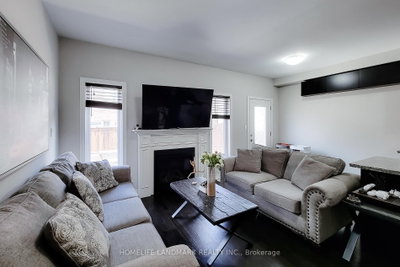 52 Sonoma Valley Crescent • Hamilton, ON photo 9